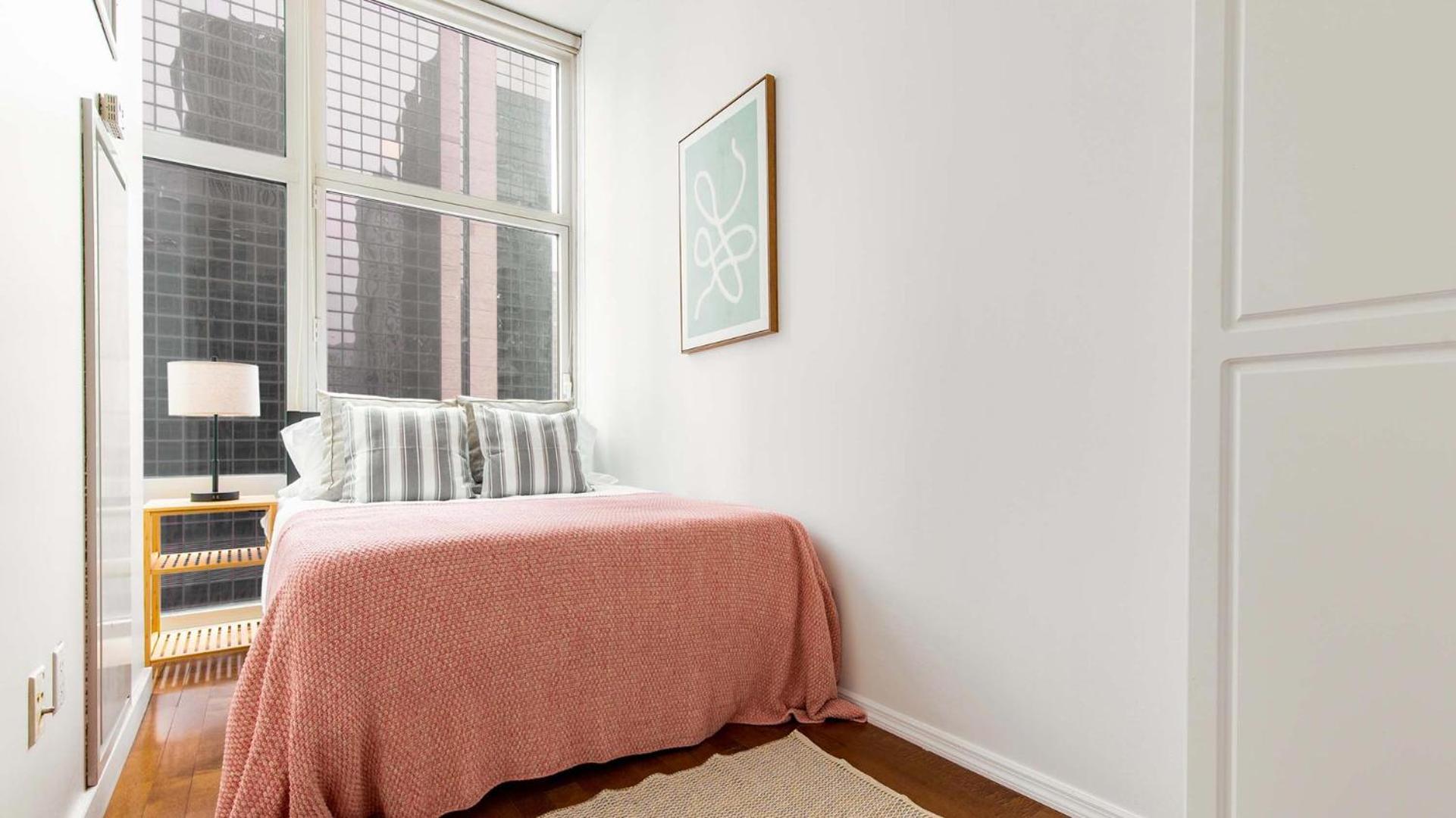 Stylish & Modern In Midtown Manhattan New York